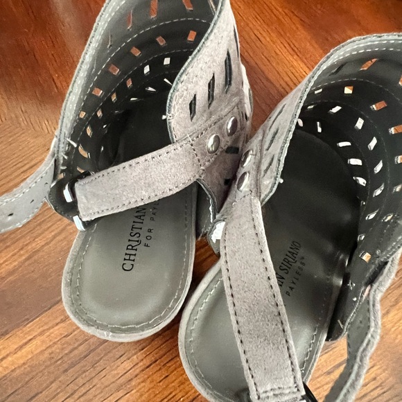 Christian Siriano heels size 6 taupe - Picture 8 of 8